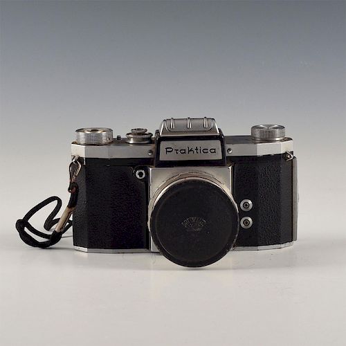 PRAKTIKA VINTAGE GERMAN SLR CAMERA,