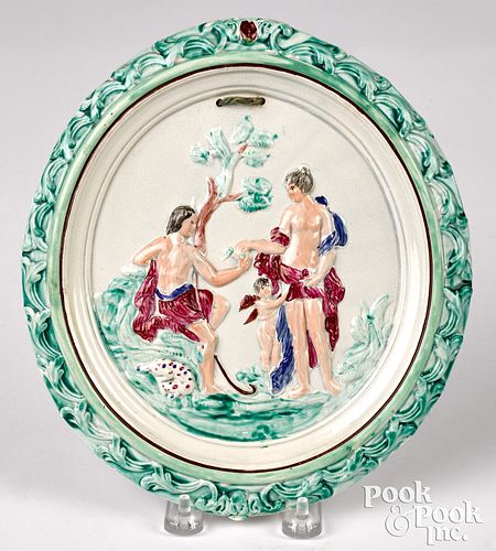 PRATTWARE PEARLWARE PLAQUE, CA.