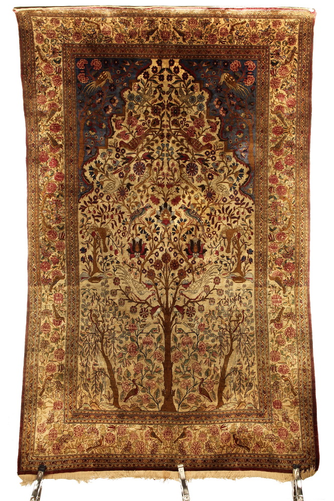 PRAYER RUG - 4'3'' x 6'10'' -