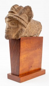 PRE-COLUMBIAN MAYAN CARVED STO