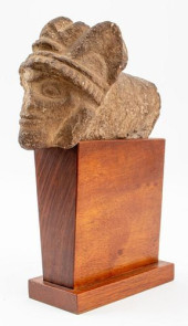 PRE-COLUMBIAN MAYAN CARVED STO