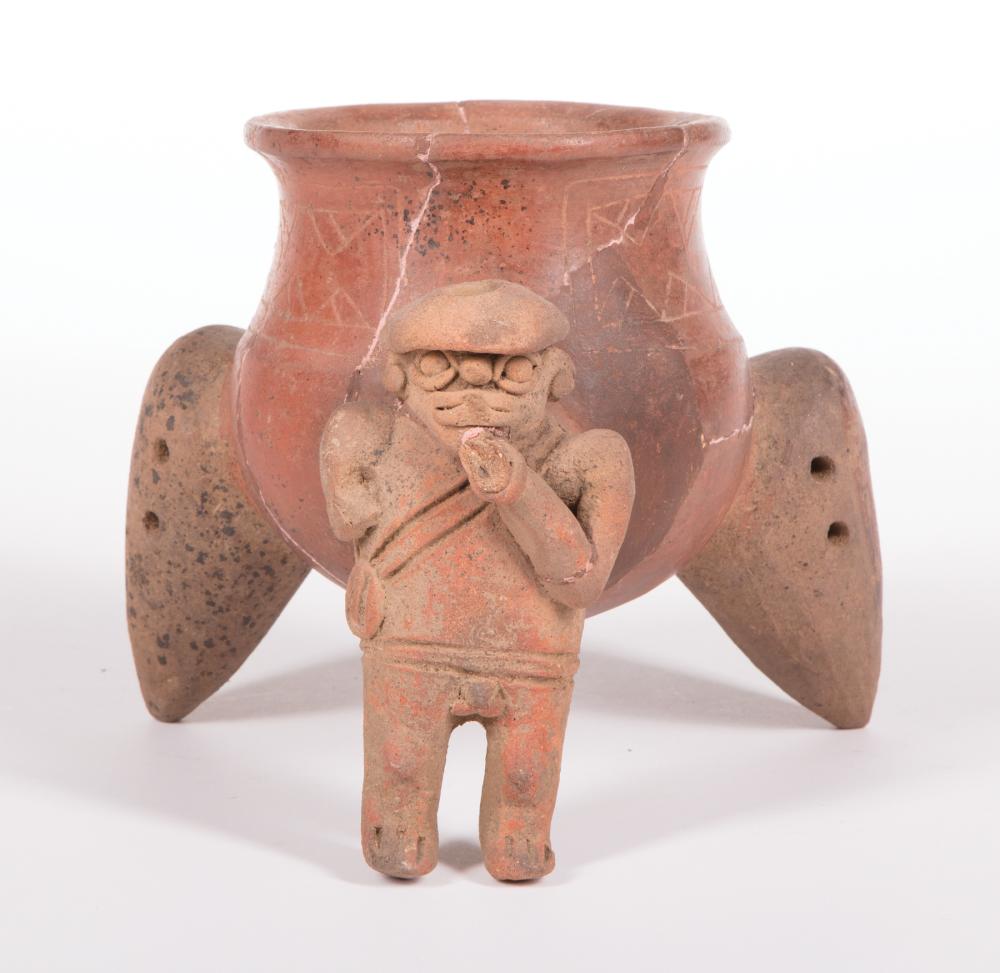PRE-COLUMBIAN POTTERY TRIPOD