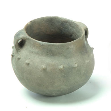 PREHISTORIC POTTERY JAR. 