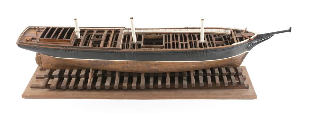 PRESENTATION MODEL OF AN AMERICAN