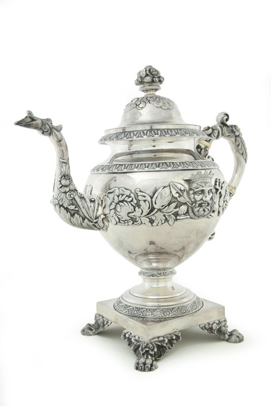 PRESENTATION SILVER COFFEE POT. 