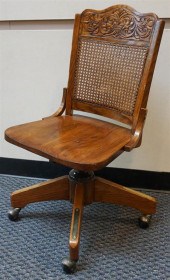 PRESSED OAK SWIVEL OFFICE CHAI