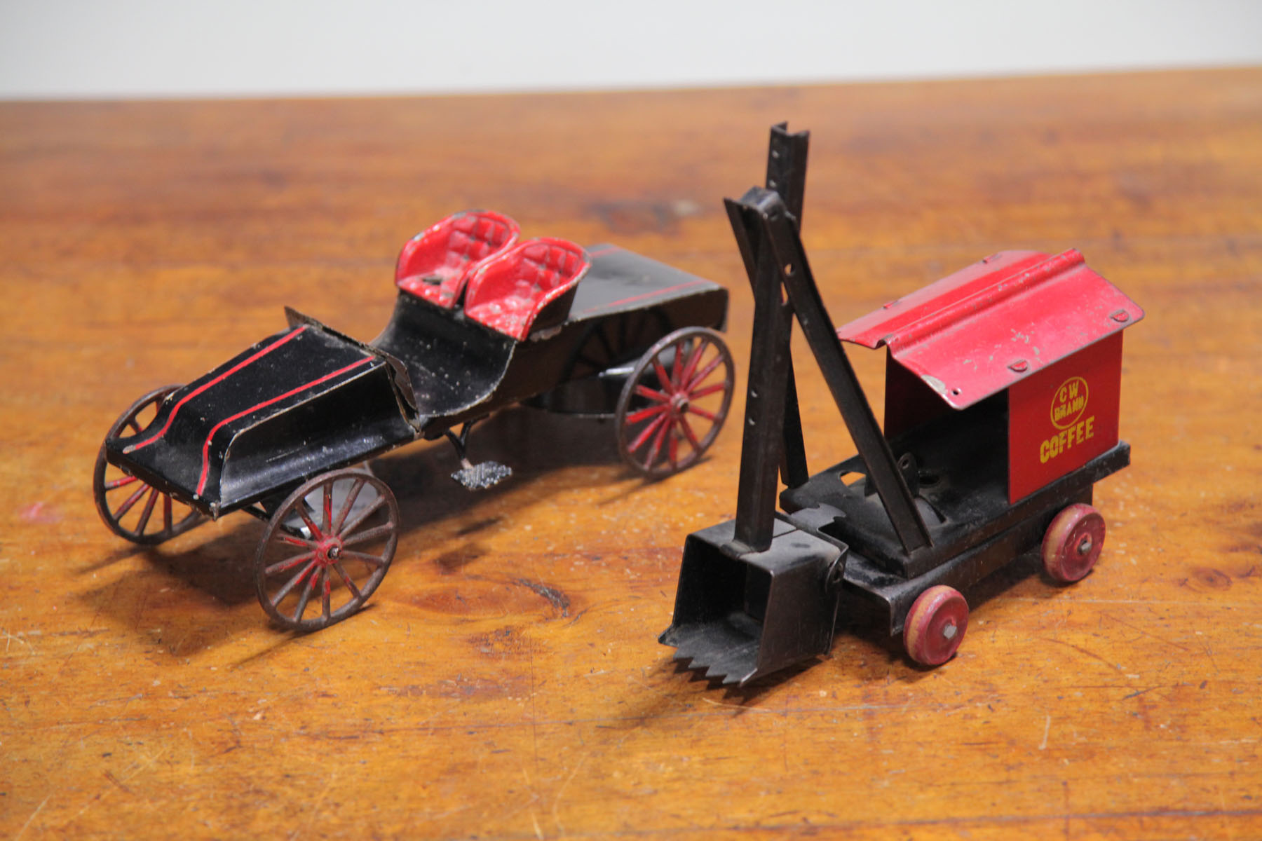 PRESSED STEEL VEHICLE AND COFFEE
