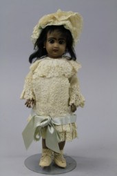 PRETTY FRENCH BROWN BISQUE DOL