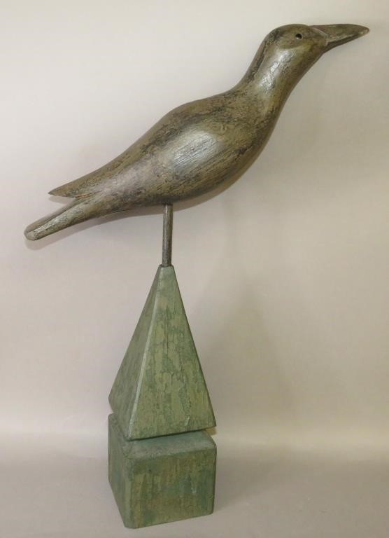 PRIMITIVE CLASS CARVED TERN ON POST