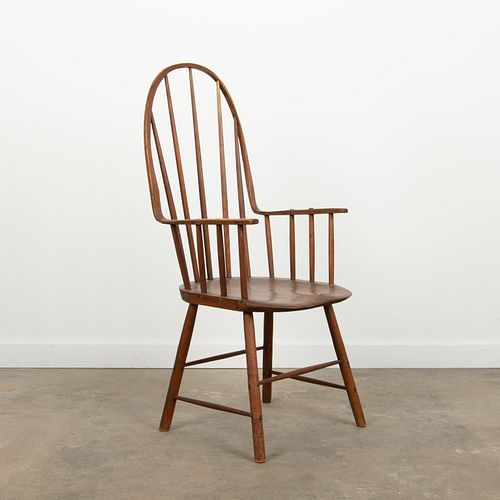 PRIMITIVE CONTINUOUS ARM WINDSOR