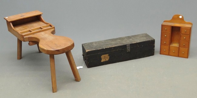 Primitive lot including hanging