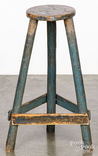 PRIMITIVE PAINTED THREE LEG WORK