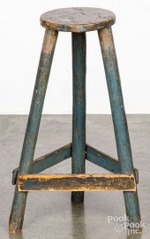 PRIMITIVE PAINTED THREE LEG WO