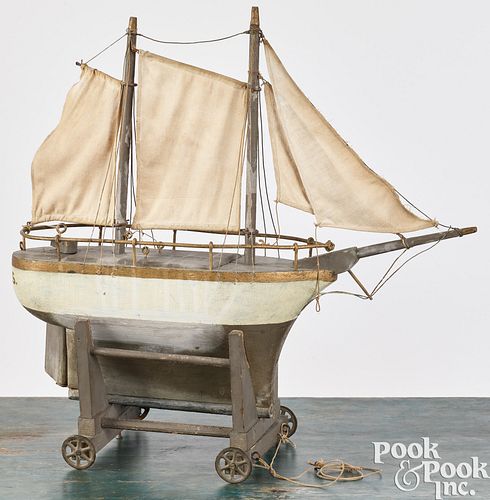 PRIMITIVE PAINTED WOOD TOY SAIL