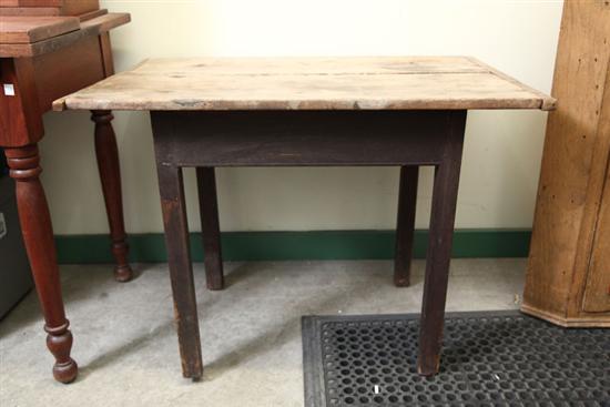 PRIMITIVE WORK TABLE. Pine with a