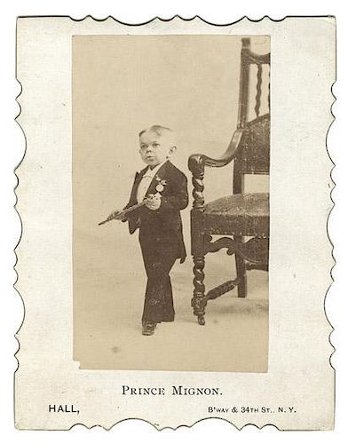 PRINCE MIGNON SIDESHOW CABINET
