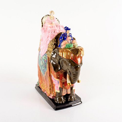 PRINCESS BADOURA HN2081 - ROYAL
