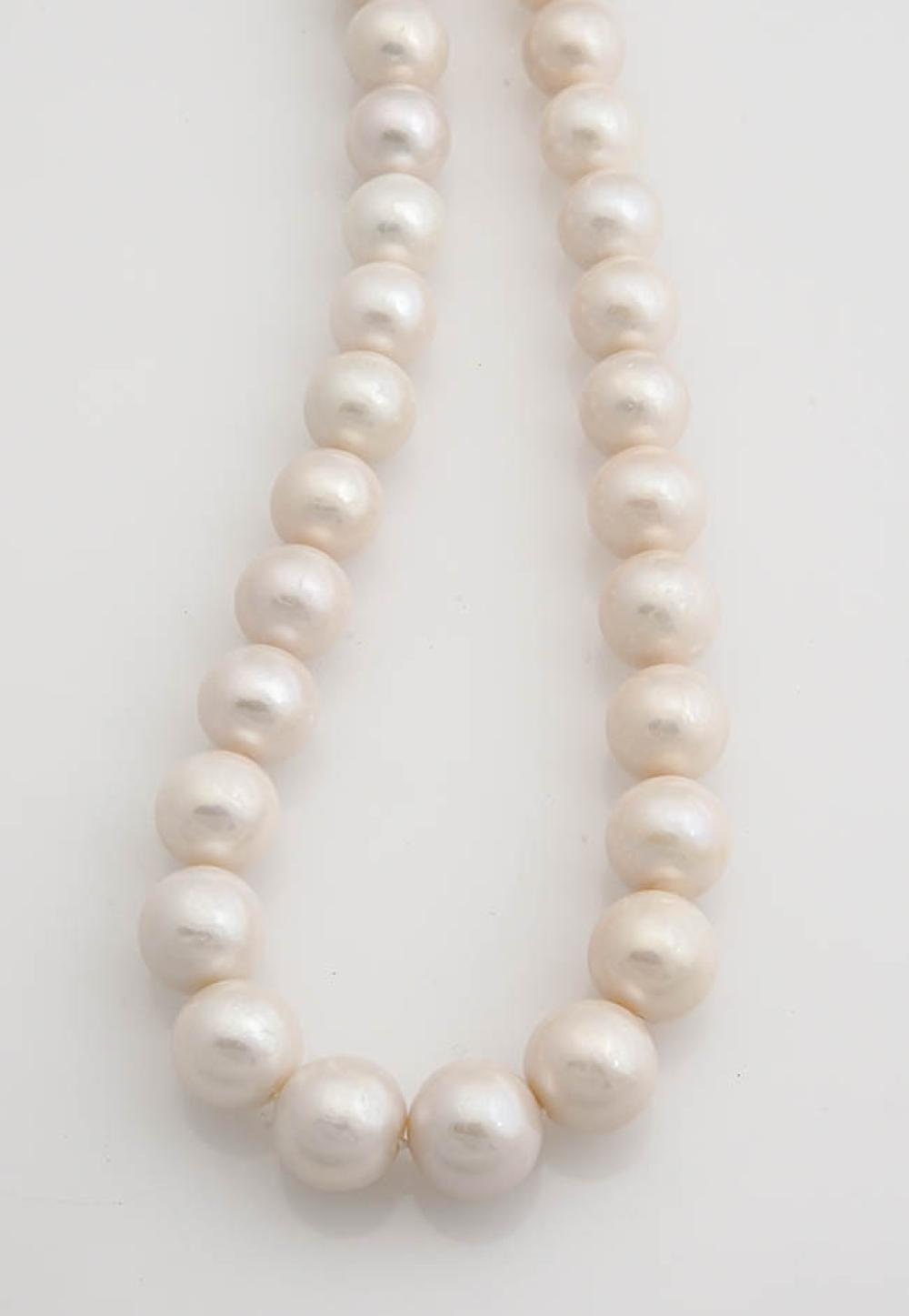 PRINCESS LENGTH 18-KARAT