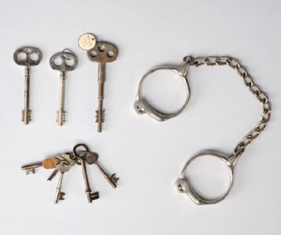 PRISON HANDCUFFSA lot of vintage
