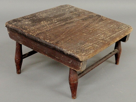 Production maple Shaker stool