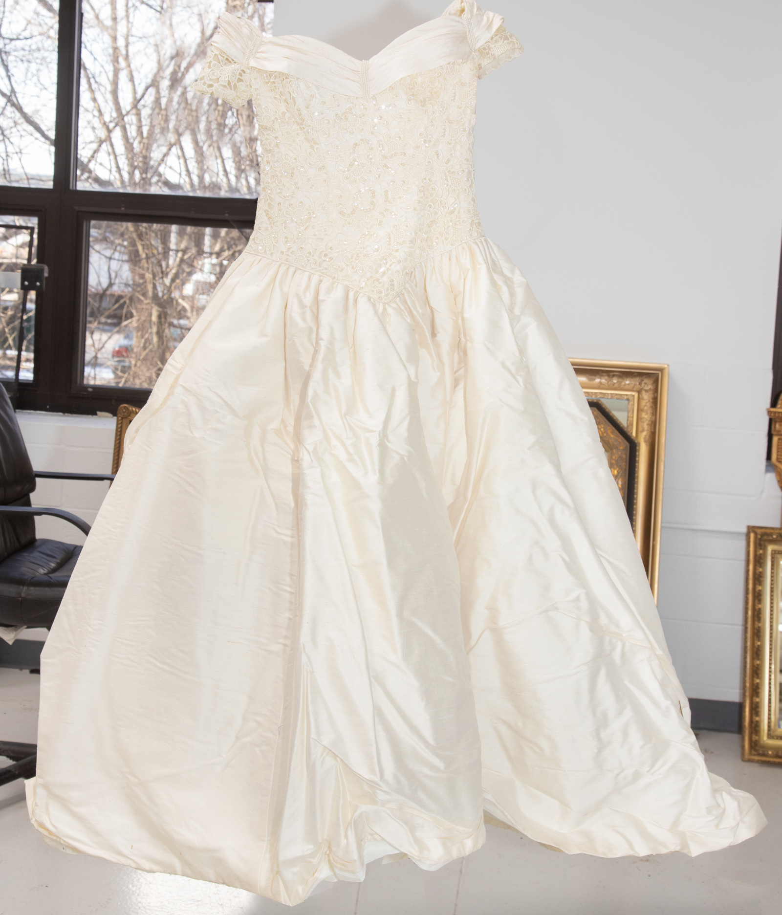 PROFESSIONALLY PACKAGED WEDDING
