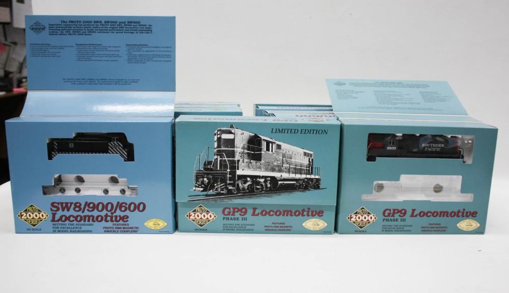 PROTO 2000 SERIES HO GAUGE TRAIN