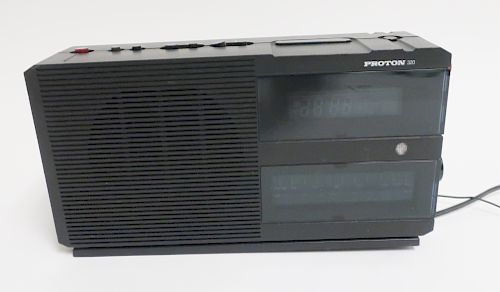 PROTON MODEL 320 CLOCK RADIO FROM