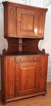 PROVINCIAL CHERRY CABINET DU C