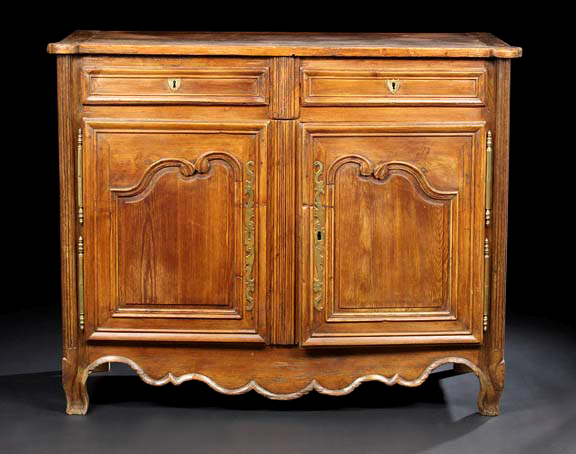 Provincial Louis XV-Style Pine