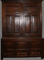 PROVINCIAL PANELLED OAK CABINE