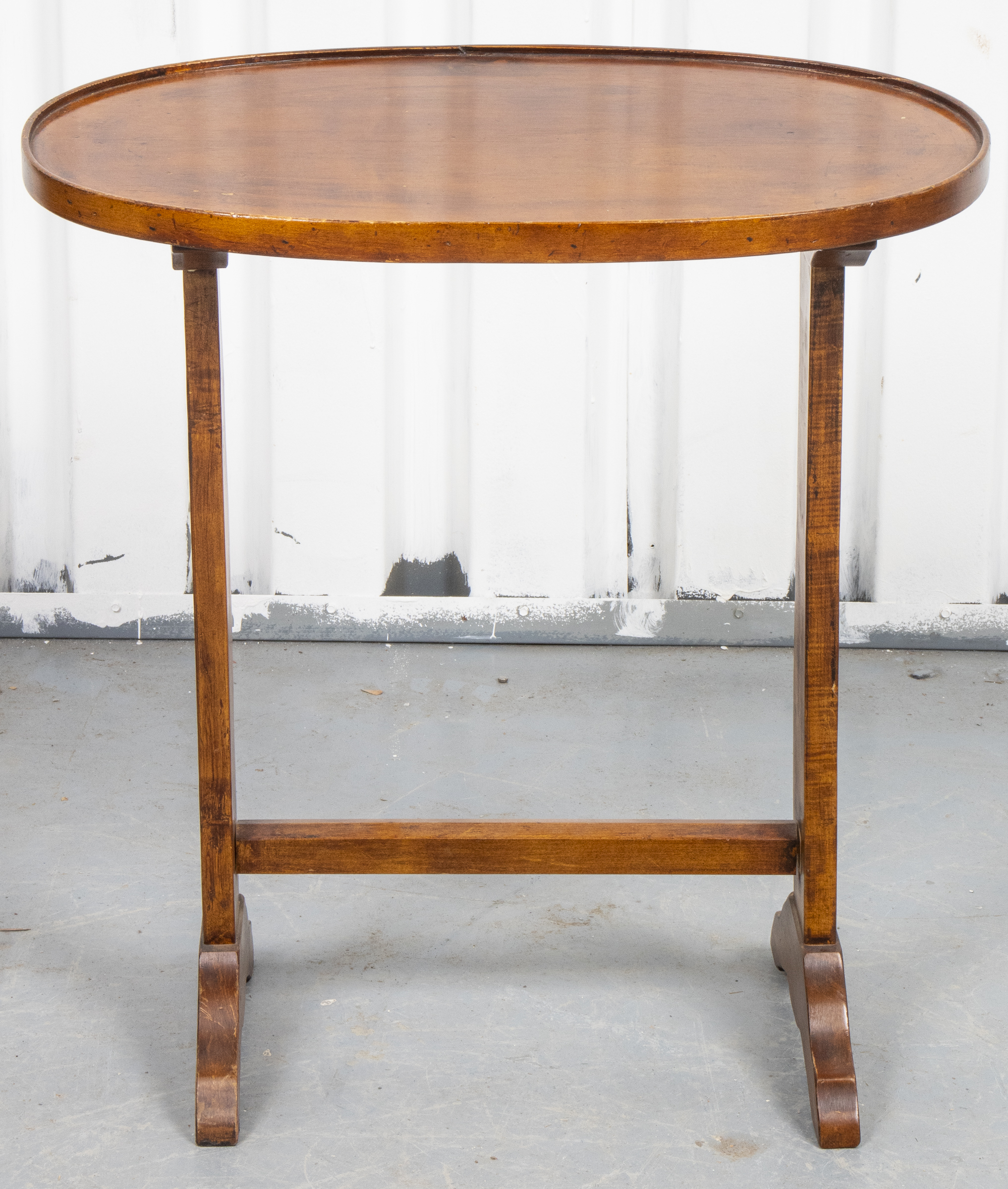 PROVINCIAL STYLE FRUITWOOD OVAL