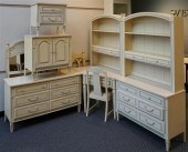 PROVINCIAL STYLE WHITE ENAMEL