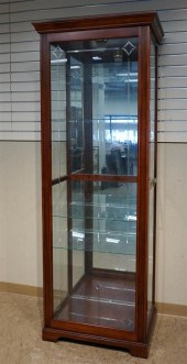 PULASKI FURNITURE CHERRY CURIO