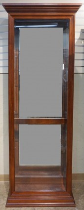 PULASKI FURNITURE CHERRY VITRI