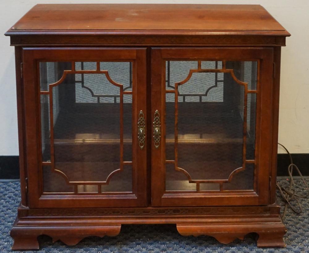 PULASKI STAINED CHERRY LOW