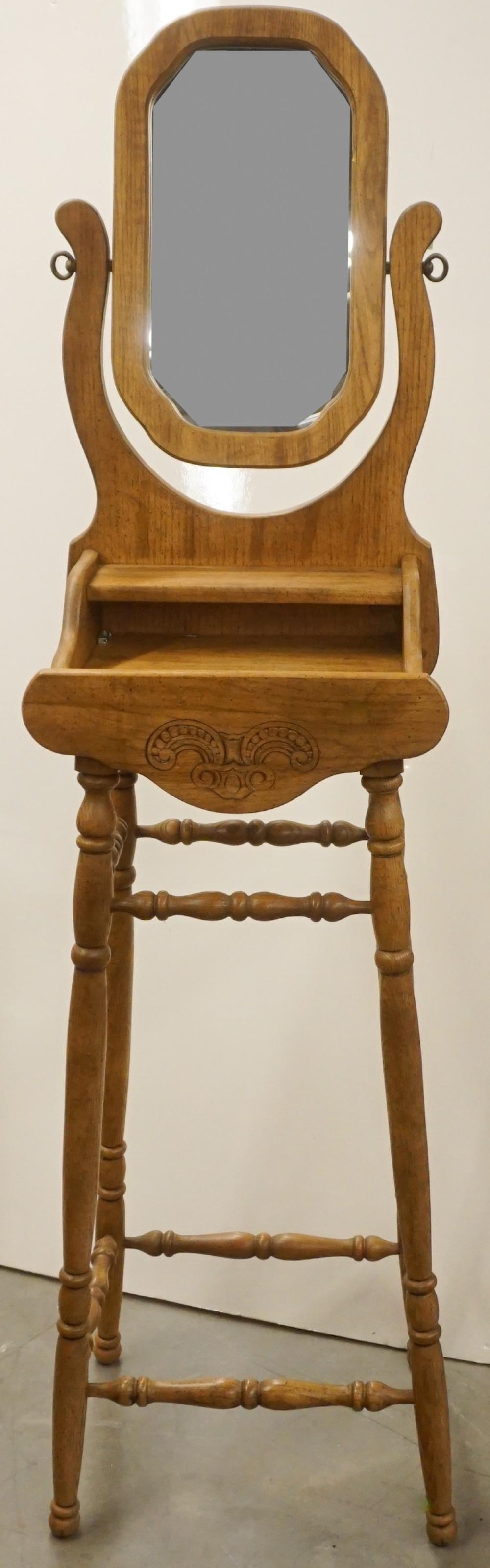 PULASKI VICTORIAN STYLE OAK SHAVING
