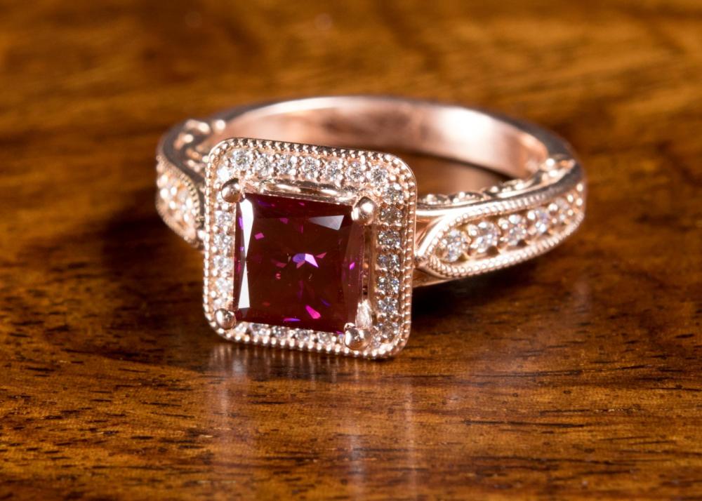 PURPLISH RED DIAMOND AND FOURTEEN