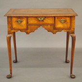 QA WALNUT LOWBOYAn early 18th