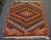 QASHGAI RUG, 5 FT X 5 FT 8 INQ