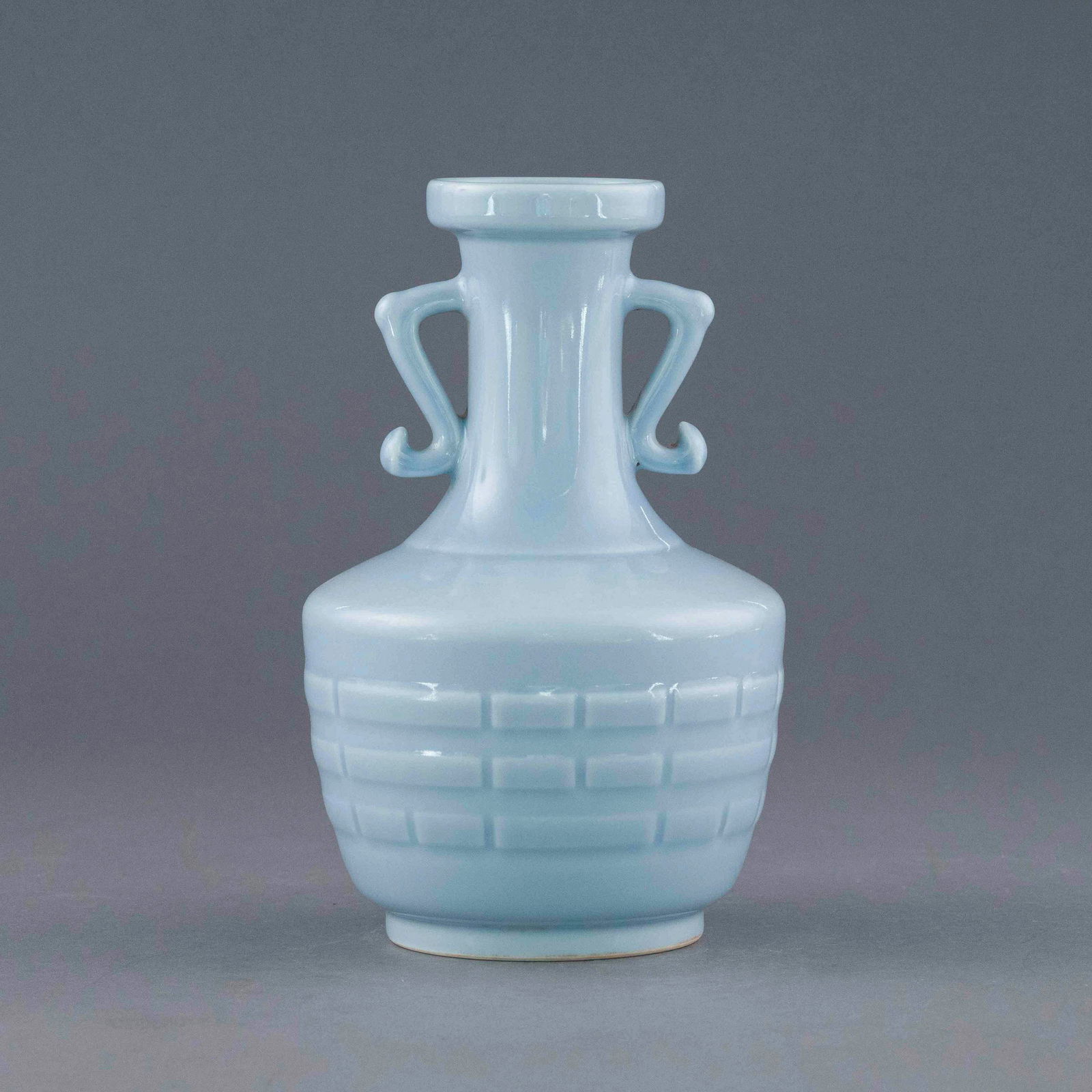 QIANLONG DOUQING GLAZED AMPHORA