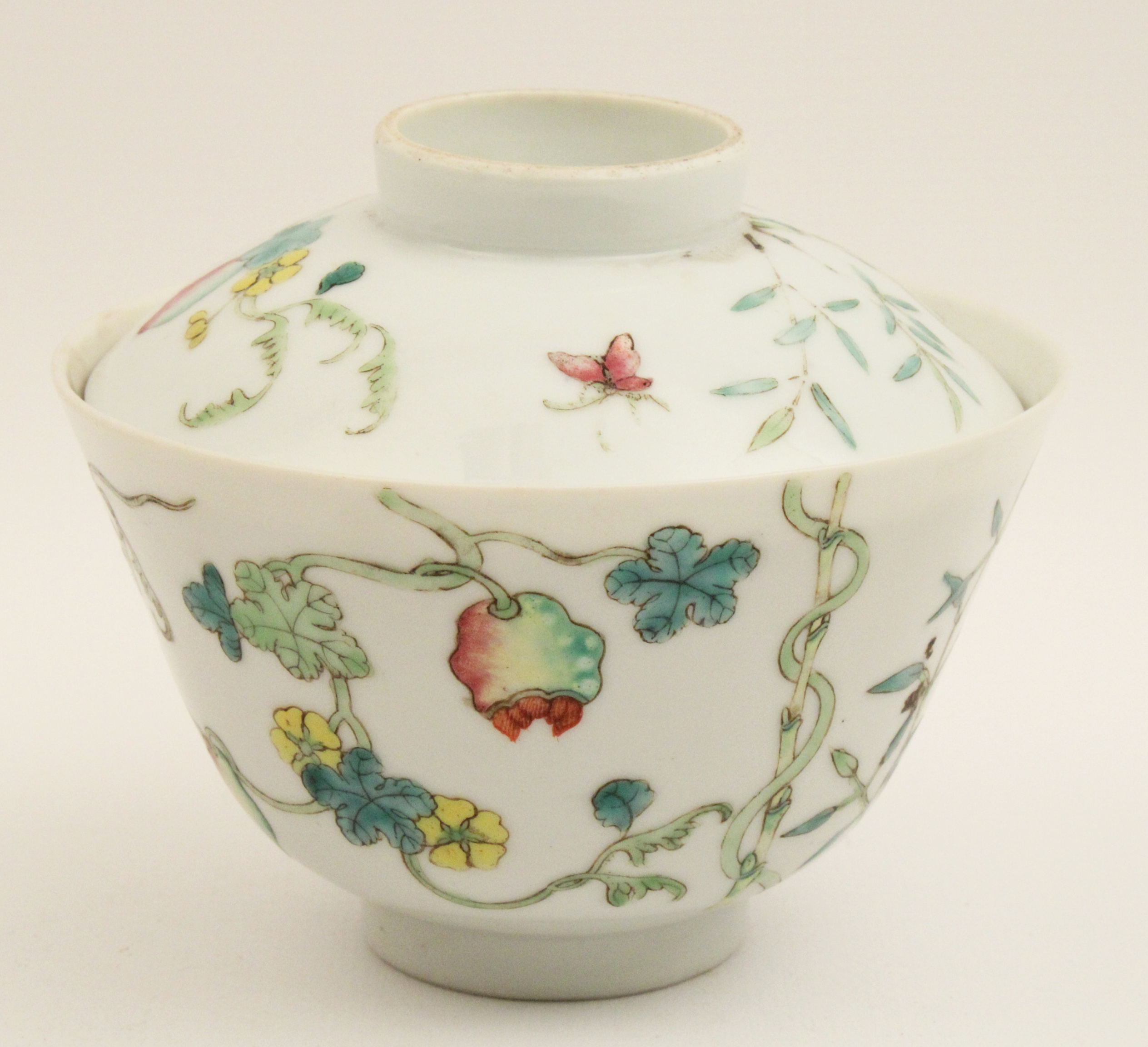 QING DYNASTY FOOTED CUP COVERED
