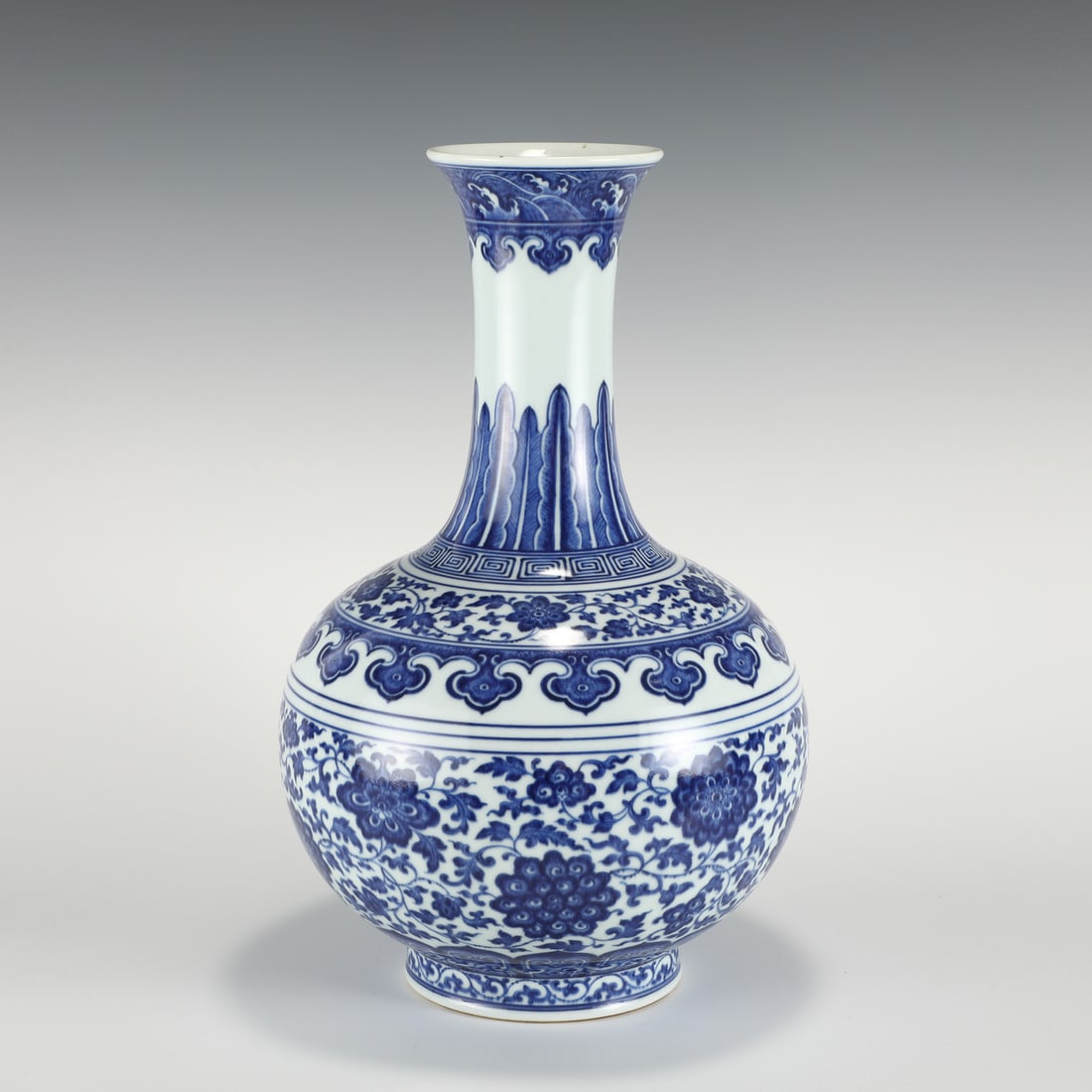 QING DYNASTY QIANLONG BLUE AND