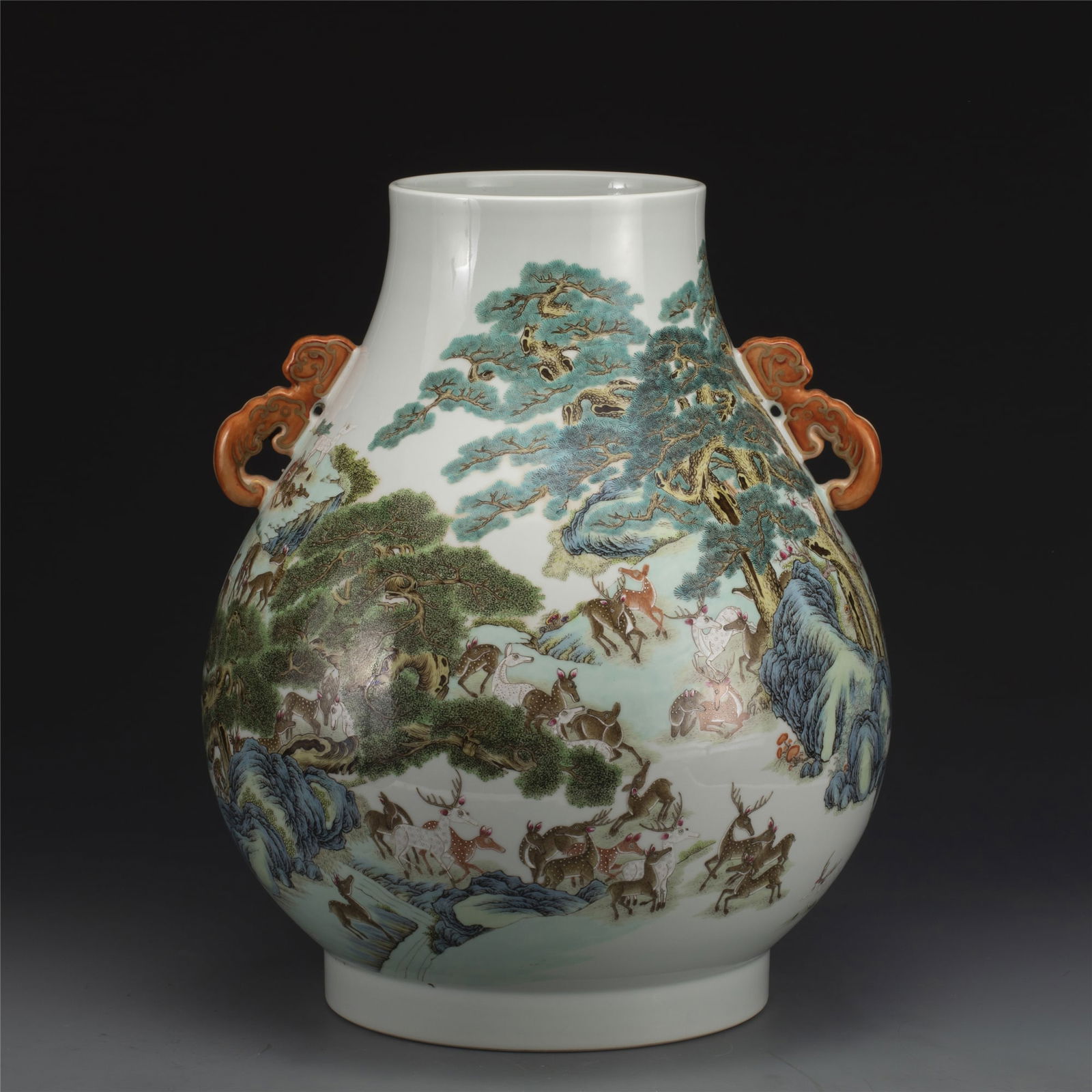 QING FAMILLE ROSE HUNDRED DEER