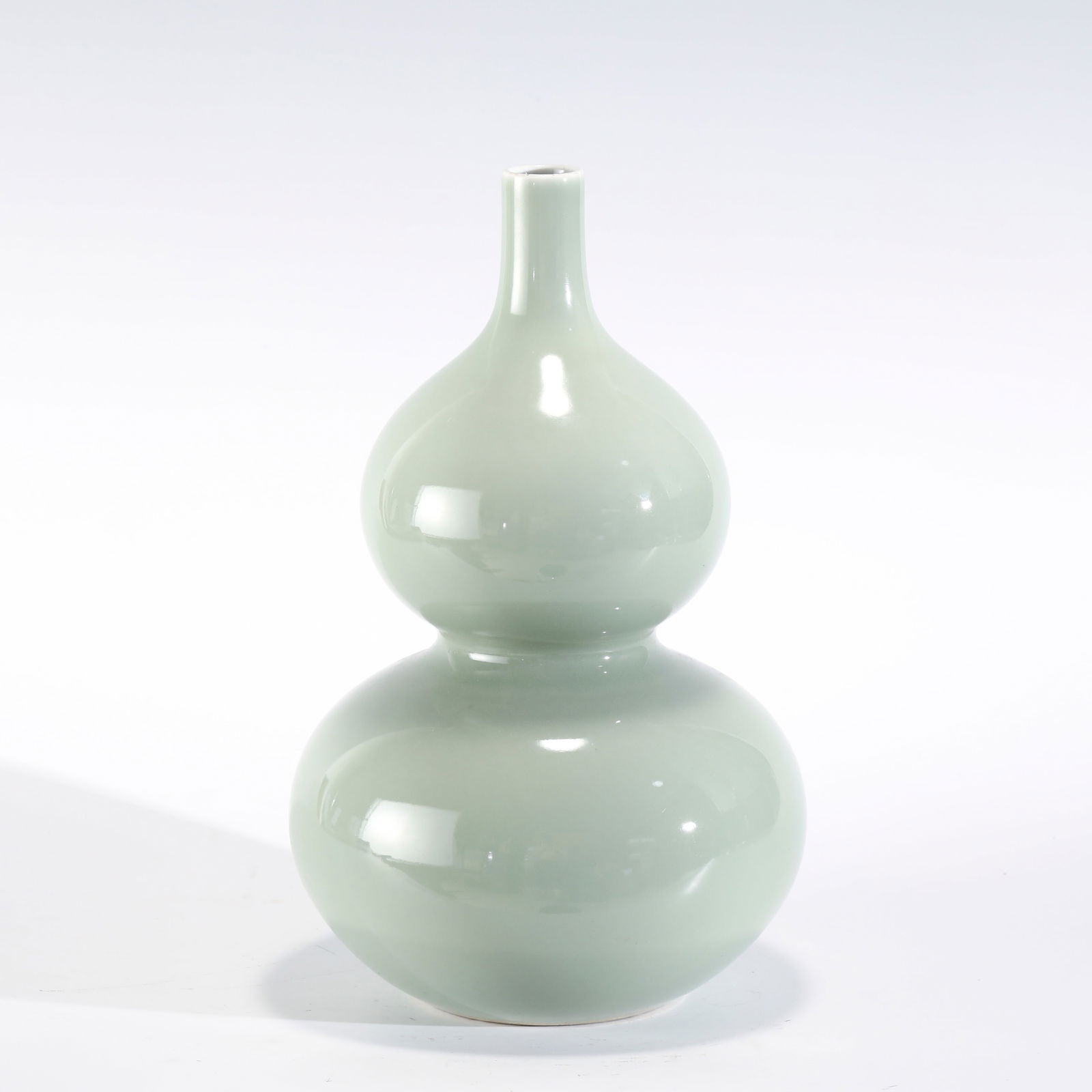 QING QIANLONG BEAN CELADON GOURD