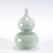 QING QIANLONG BEAN CELADON GOU