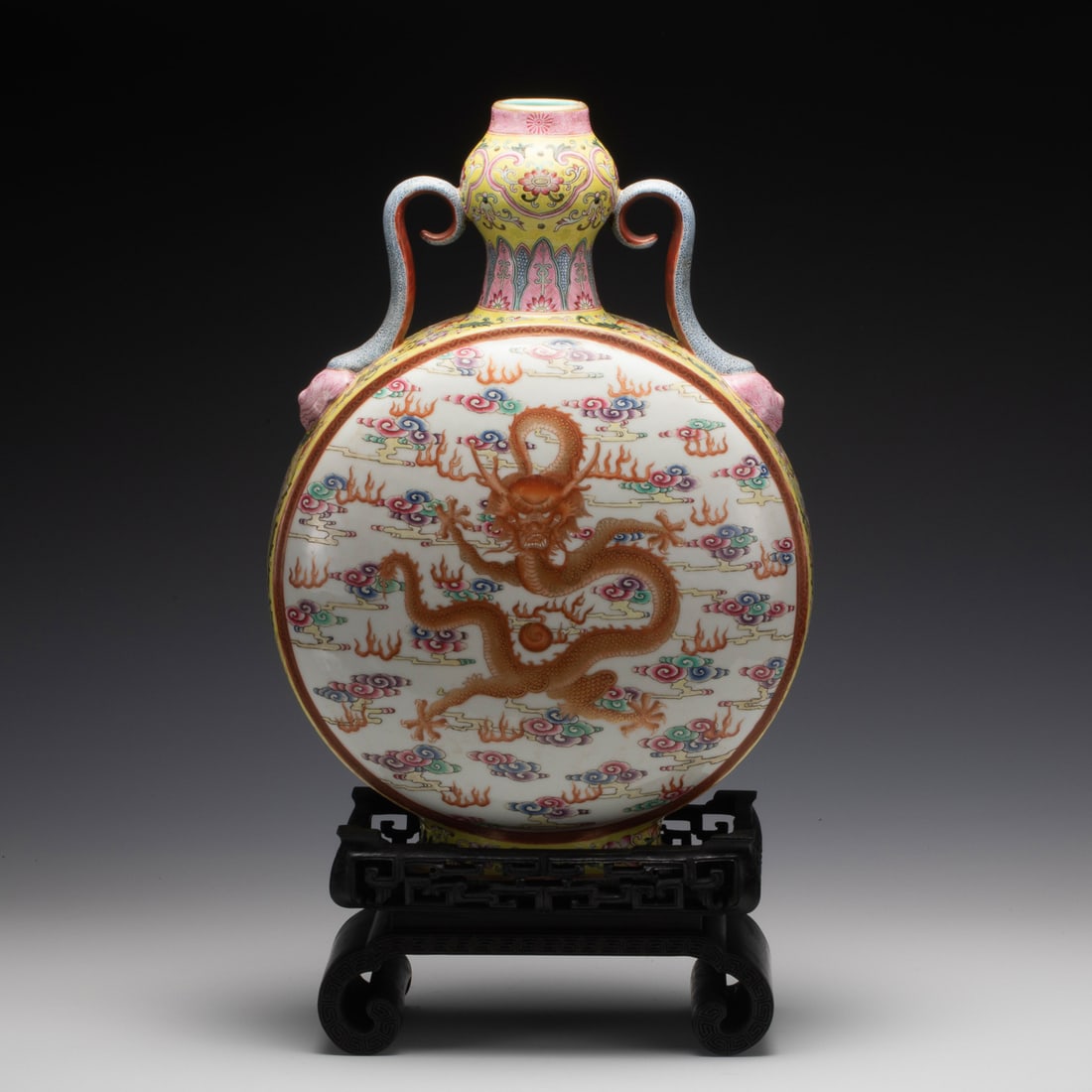 QING QIANLONG FAMILLE ROSE DRAGON