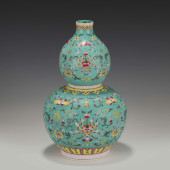 QING QIANLONG FAMILLE ROSE GOU