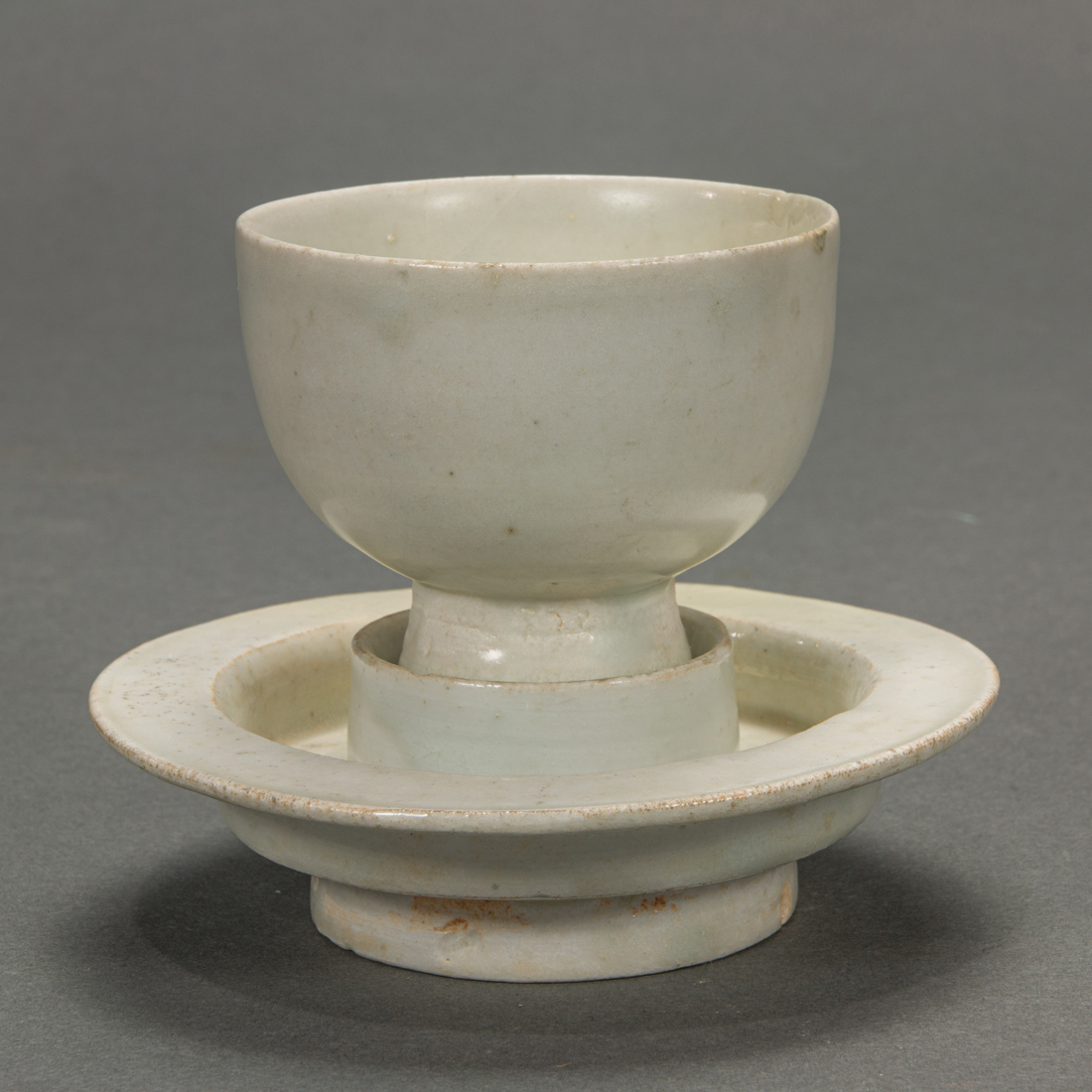 QINGBAI GLAZED WINE CUP AND STAND