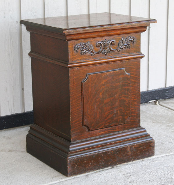 Quarter sawn oak podium from