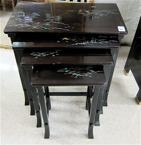 QUARTETTO NESTING TABLE SET